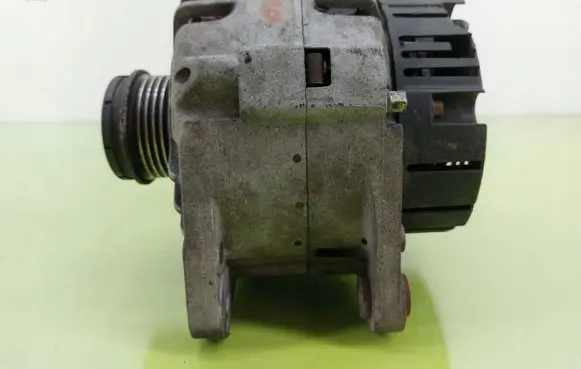 Volkswagen PASSAT B5.5 Generator/alternator