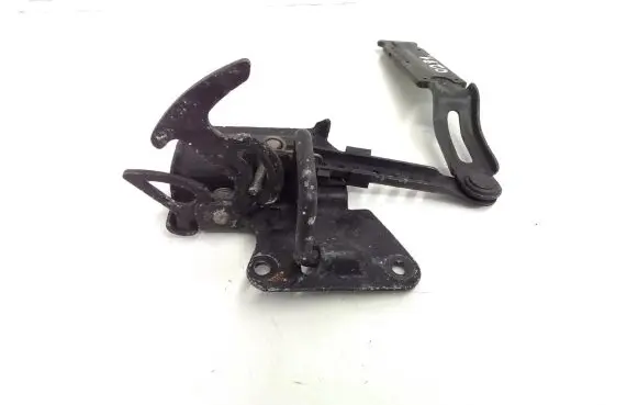 Audi A6 S6 C5 4B Engine bonnet/hood lock/latch loop/hook 4B0823480E