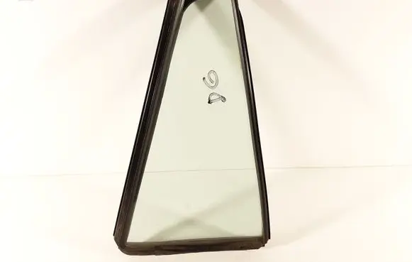 Rear vent window glass