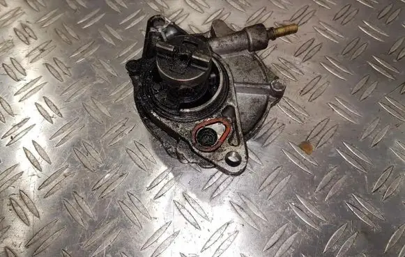 Peugeot 806 Vacuum pump