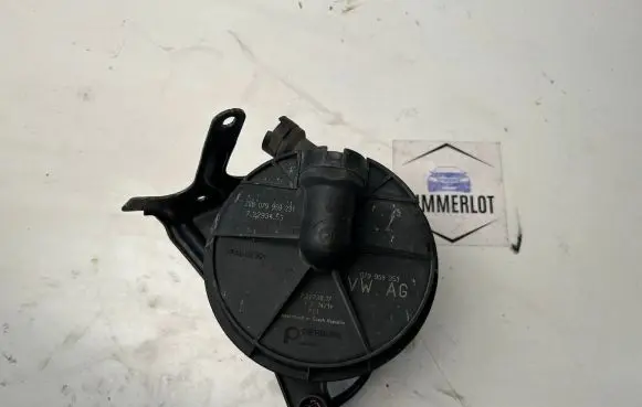 Audi Q5 SQ5 Electric auxiliary coolant/water pump 079959231 ZSB079959231 72273817