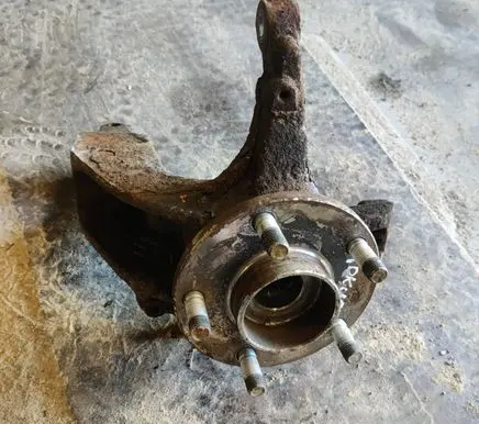 Ford Focus Front wheel hub 