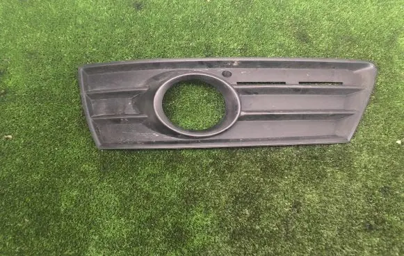 Volkswagen PASSAT CC Front bumper lower grill 3C8853665C