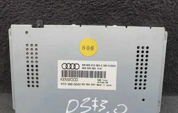 Audi A8 S8 D3 4E Radio/CD/DVD/GPS head unit 4E0910563C 4E0035563