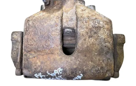 Volkswagen PASSAT B6 Front brake caliper