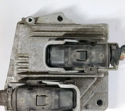 Opel Astra H Engine control unit/module 55561172 MT35E23 FDMP