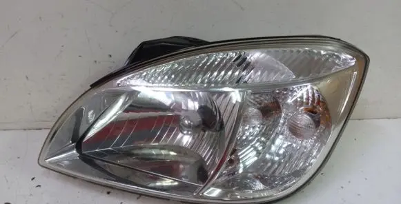 KIA Rio Headlight/headlamp 921011G0L