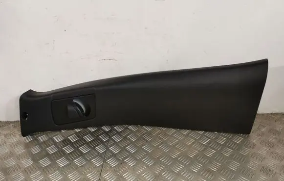 Jeep Cherokee (B) pillar trim (top)