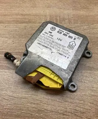 Volkswagen PASSAT B5.5 Airbag control unit/module 6Q0909605B 5WK42869