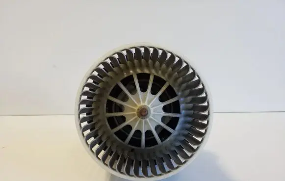 Land Rover Evoque II Heater fan/blower HR095002