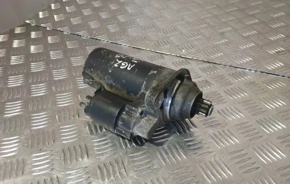 Volkswagen Golf IV Starter motor 02A911023S 0001125009