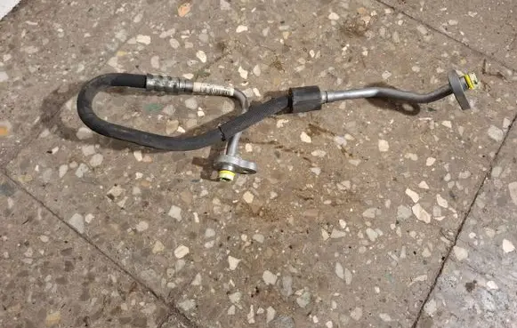 Volvo V60 Air conditioning (A/C) pipe/hose 31315122