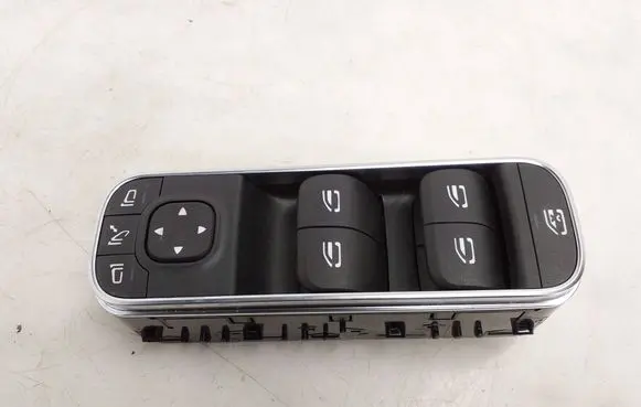 Mercedes-Benz CLA C118 X118 Electric window control switch A1679059803