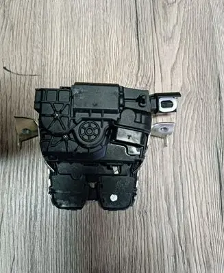 Mercedes-Benz SL R232 Tailgate/trunk/boot lock/catch/latch A2327503600