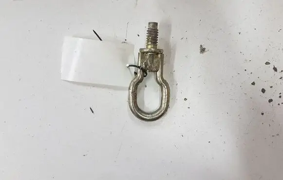 Ford Mondeo Mk III Towing hook eye
