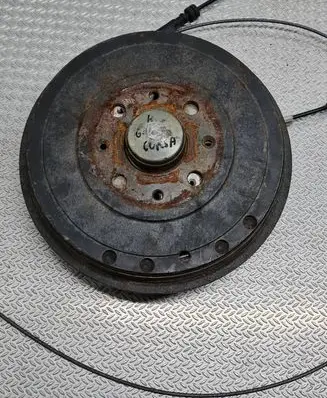 Opel Corsa D Rear wheel hub spindle/knuckle 