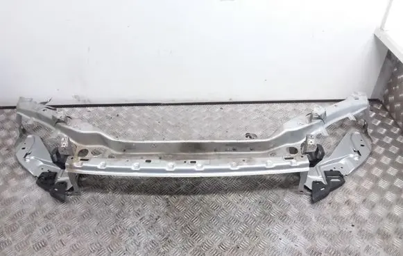 Volvo V50 Top upper radiator support slam panel