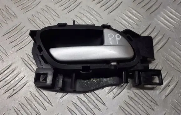 Peugeot 207 Front door interior handle 96802455VV