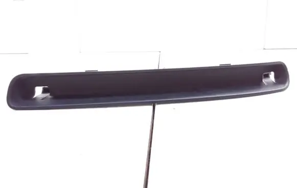 Volkswagen Polo III 6N 6N2 6NF Front bumper lower grill 6N0853666A