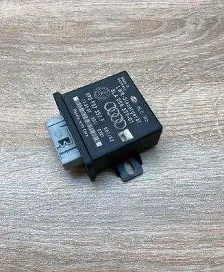 Audi A3 S3 8P Light module LCM 8P0907357F 5LA008379