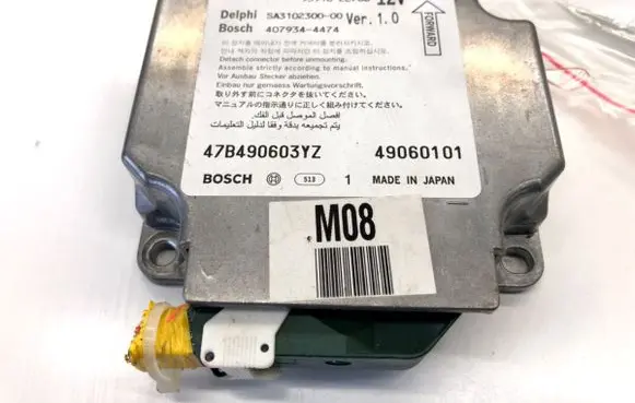 Hyundai Tucson JM Airbag deployment crash/impact sensor 959102E700