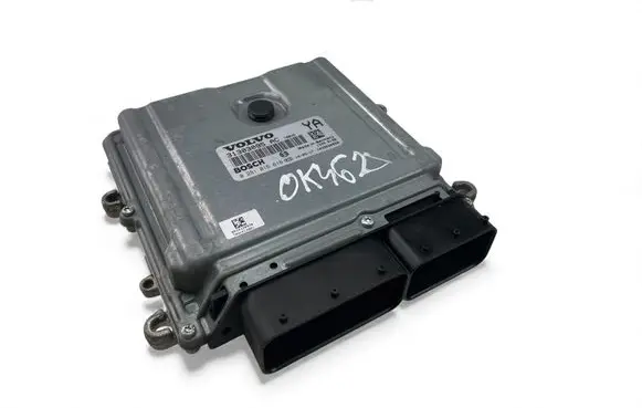 Volvo V70 Engine control unit/module ECU 31303095AC 0281016616