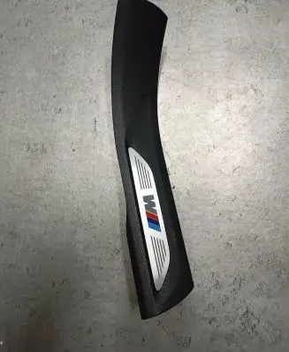 BMW X6 F16 Foot area side trim 7382255
