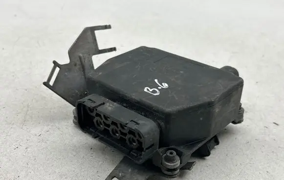 Volkswagen PASSAT B6 Turbo solenoid valve 3C0906625 400434F