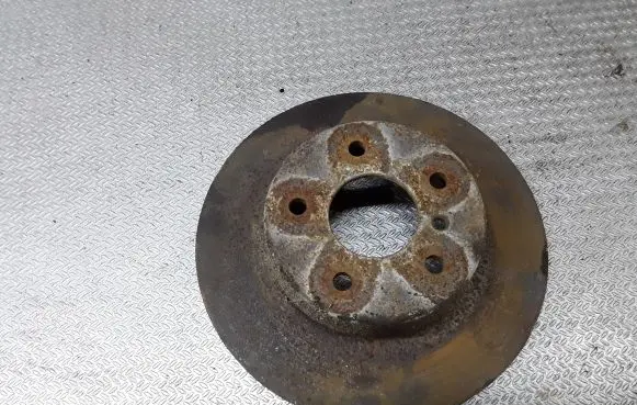 Land Rover Discovery Rear brake disc