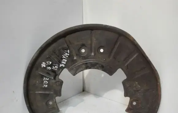 Volkswagen Touareg I Front brake disc dust cover plate 7L0615311B
