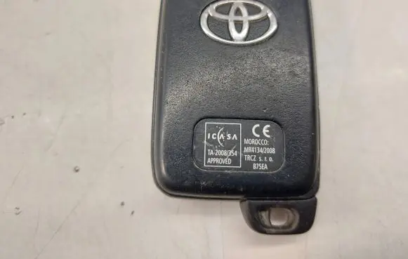 Toyota Verso Ignition key/card 899040F010