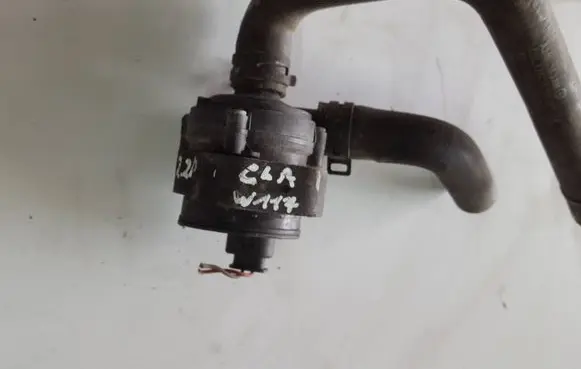 Mercedes-Benz CLA C117 X117 W117 Electric auxiliary coolant/water pump A2118350023
