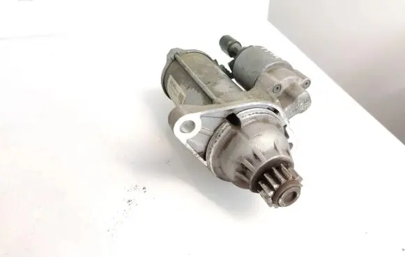 Volkswagen Golf VII Starter motor 0AM911023R