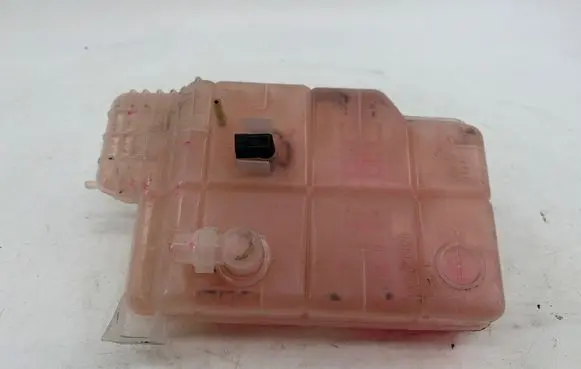Iveco Daily 6th gen Coolant expansion tank/reservoir 5801255878