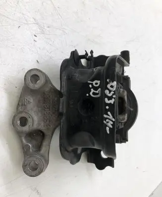 Citroen DS3 Engine mount bracket 0284045125 9681706580