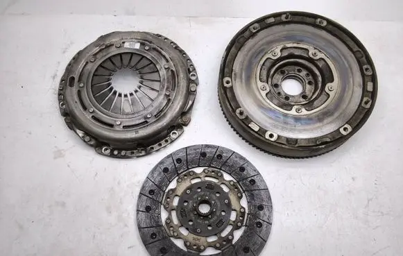 Volvo V40 Clutch set kit AV617550C1B AV617563CC AV616477CE