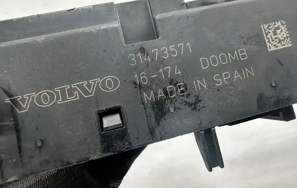 Volvo XC90 Fuse module 31473571