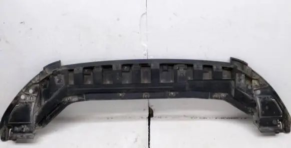 Dacia Dokker Front bumper skid plate/under tray 