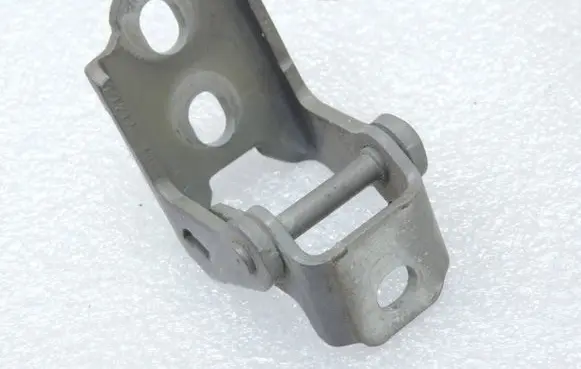Renault Espace V (RFC) Front door lower hinge 804218851R