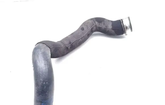 Volkswagen Touareg I Intercooler hose/pipe 7P0145738