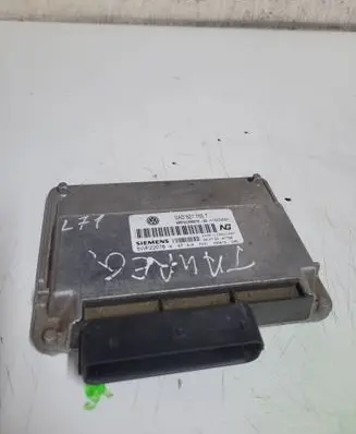 Volkswagen Touareg I Gearbox control unit/module 0AD927755T 5WP22076