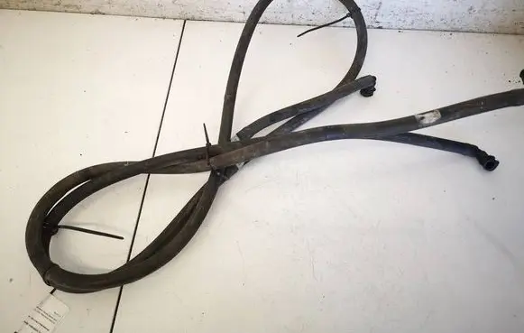 Mercedes-Benz E W211 Engine coolant pipe/hose 