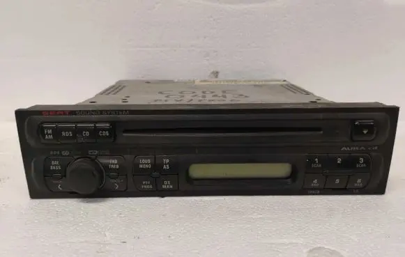Seat Toledo I (1L) Radio/CD/DVD/GPS head unit 1M0035186D