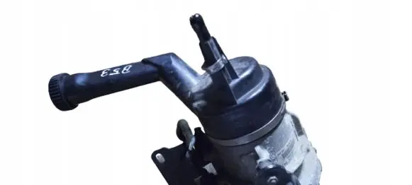 Peugeot 308 Power steering pump 9686207180