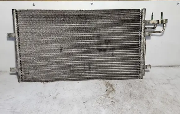 Ford Focus A/C cooling radiator (condenser)