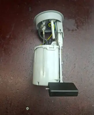 Volkswagen PASSAT B6 In-tank fuel pump 7M3919050A