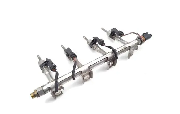 Seat Leon (1P) Fuel injectors set 03F133320C 4D0971993