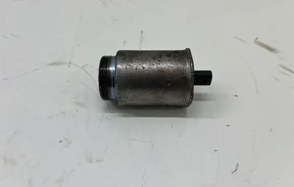 Mercedes-Benz GLA W156 X156 Oil pressure sensor A6511800115