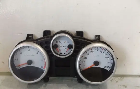 Peugeot 206+ Speedometer (instrument cluster) 9665783280