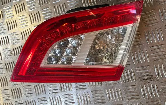 Peugeot 508 RXH Tailgate rear/tail lights 9686780680